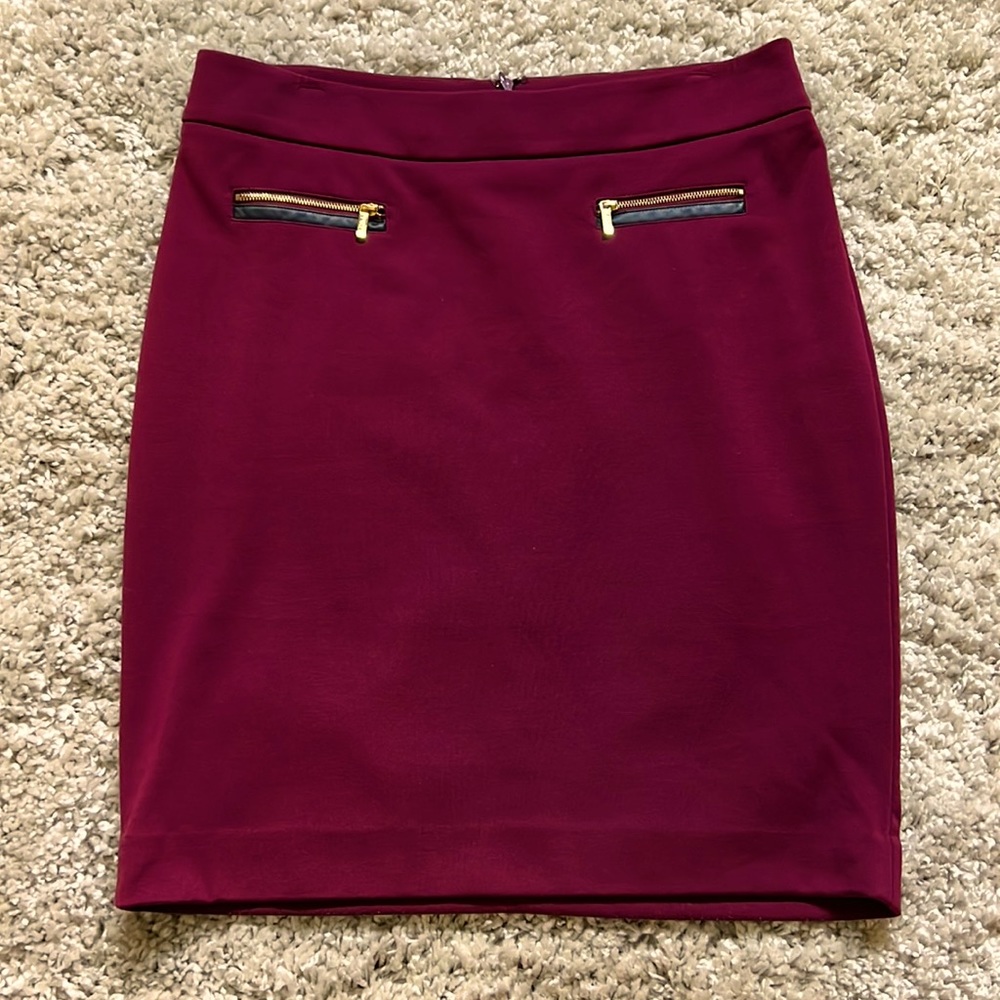 Calvin Klein, Size 10, Burgundy skirt